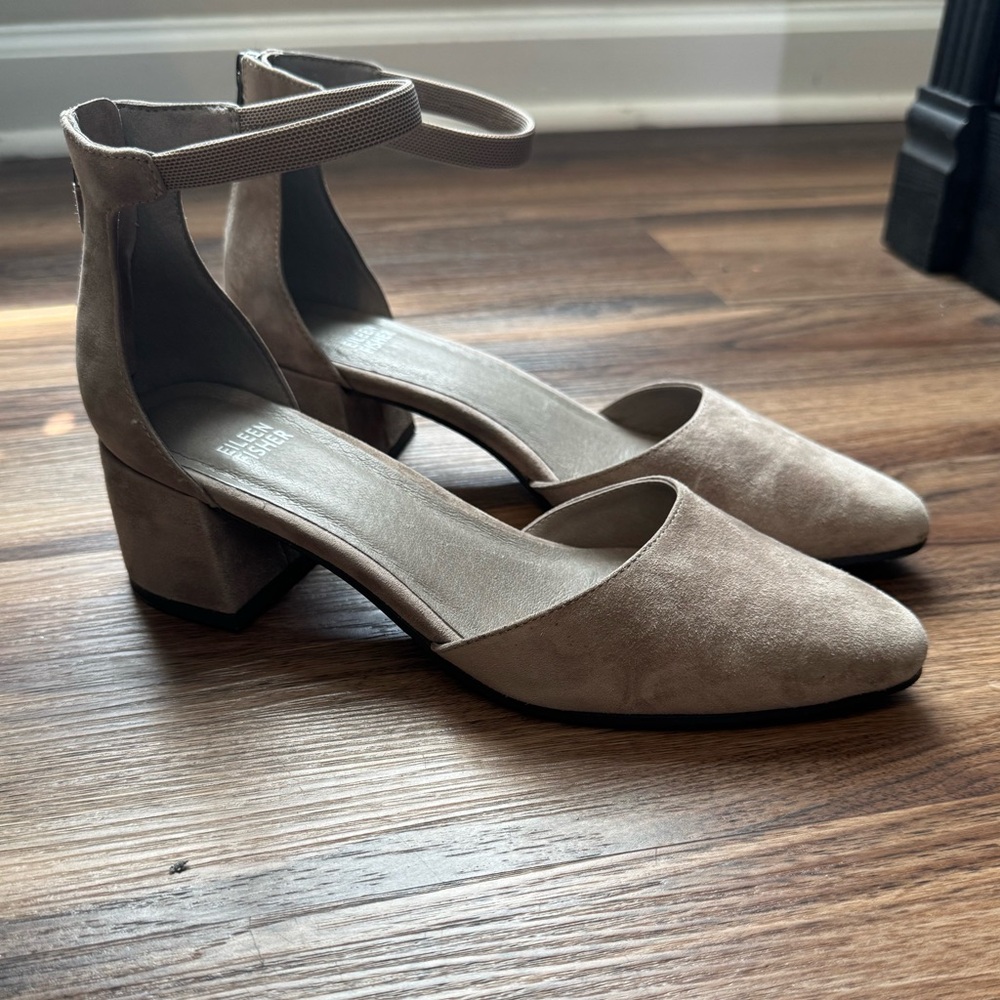 Eileen Fisher Women's Gray Suede Ankle-Strap Block Heel Pumps Sz. 8.5 - Picture 4 of 11